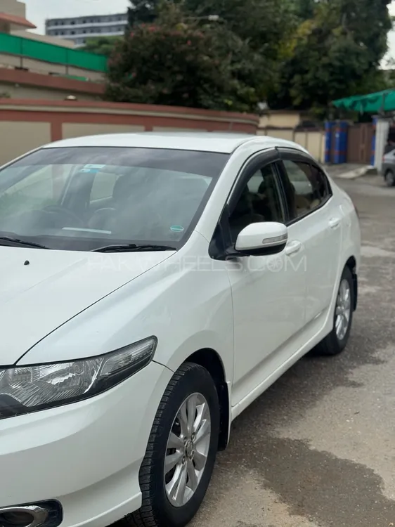 Honda City 2015 for Sale in Islamabad Image-1