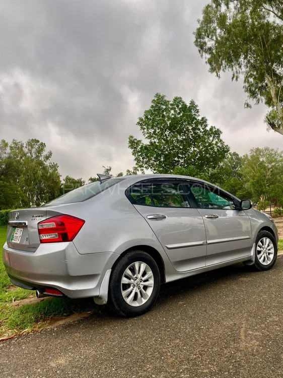 Honda City 2017 for Sale in Faisalabad Image-1