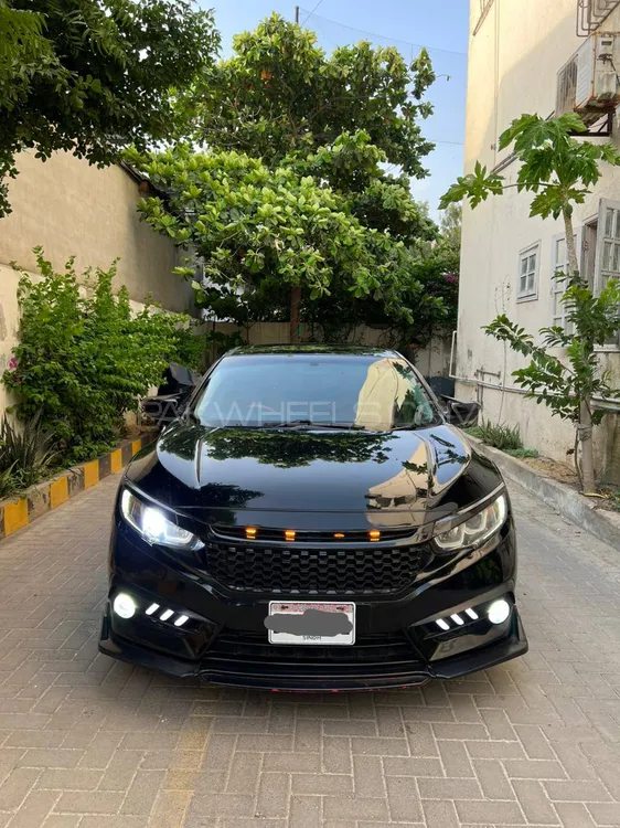 Honda Civic 2016 for Sale in Karachi Image-1