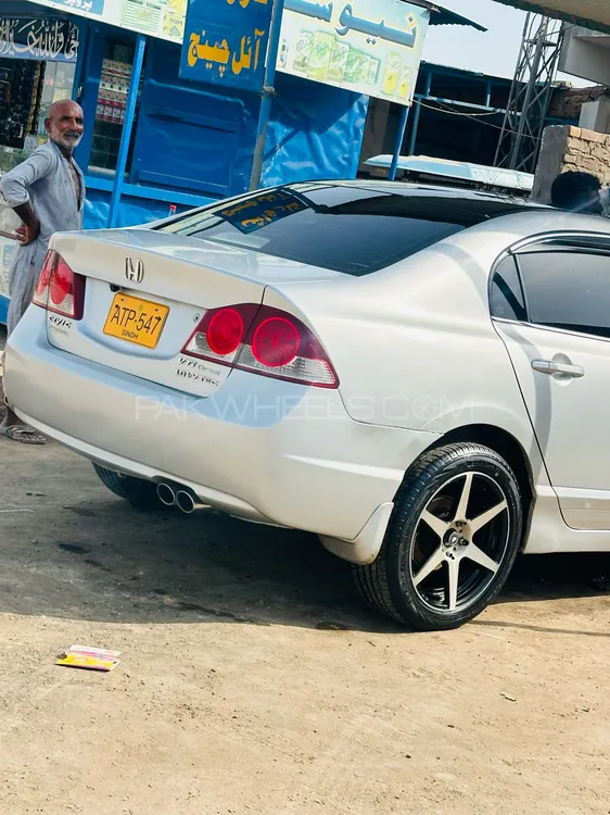 Honda Civic 2010 for Sale in Hyderabad Image-1