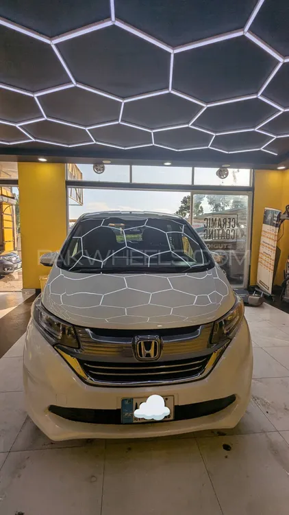 Honda Freed 2017 for Sale in Islamabad Image-1