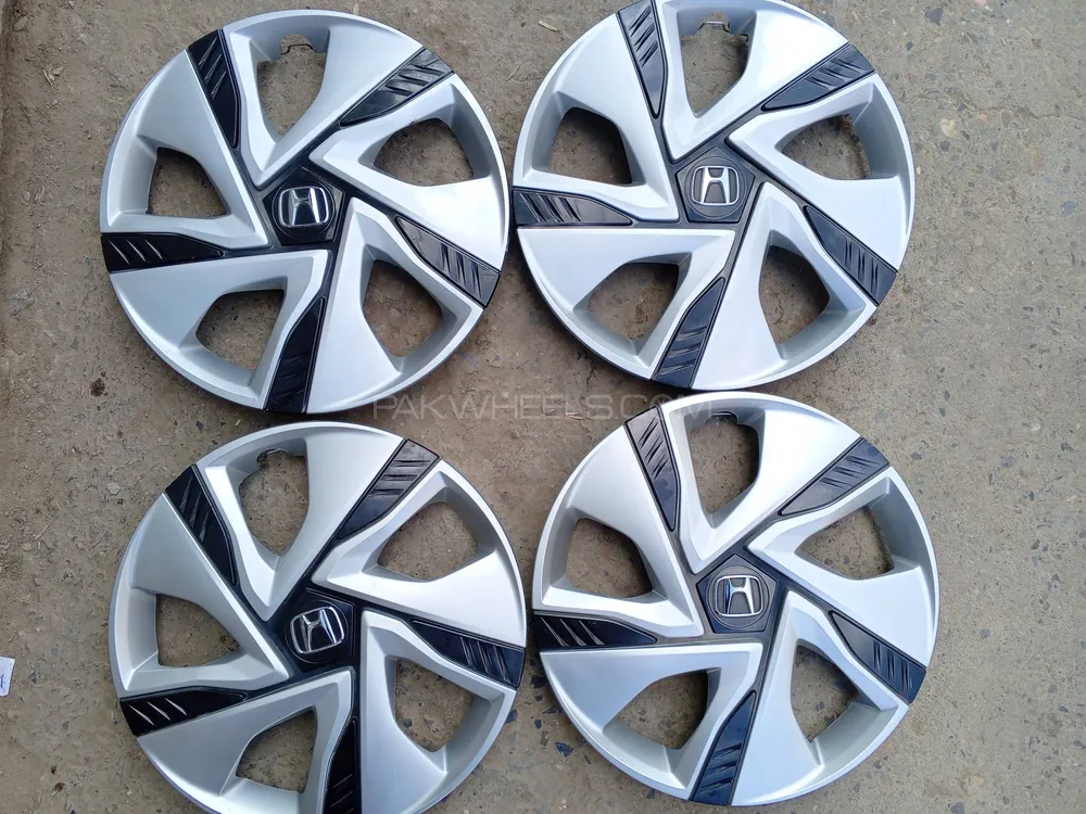 Honda Freed New Model 15 Size original japane wheel covers Image-1