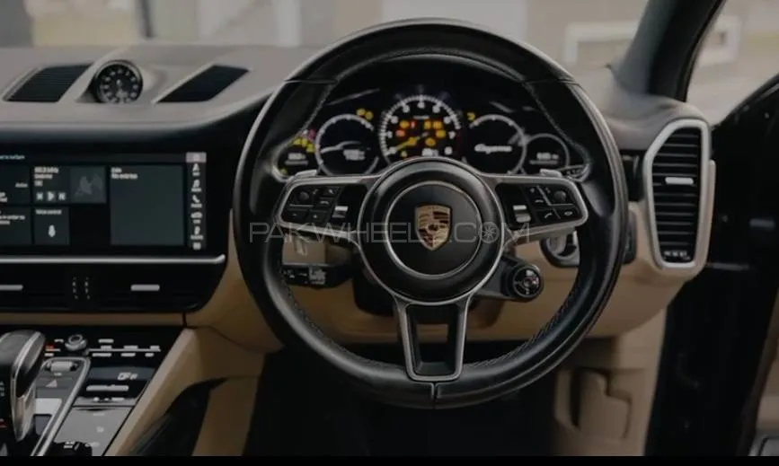 Porsche Cayenne 2018 for Sale in Lahore Porsche Cayenne 2018 for Sale in Lahore Image-7