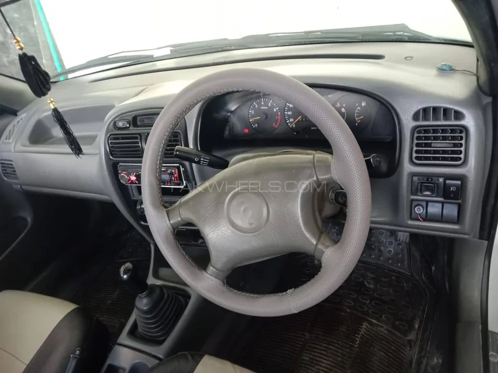 Suzuki Baleno 2002 for Sale in Talagang Image-1