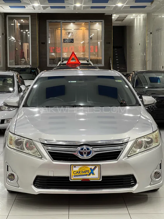 Toyota Camry 2012 for Sale in Peshawar Image-1