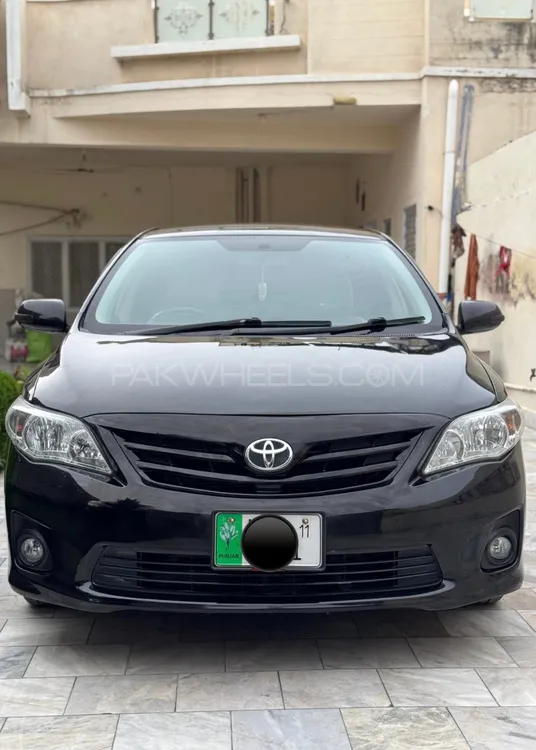 Toyota Corolla 2011 for Sale in Mandi bahauddin Image-1
