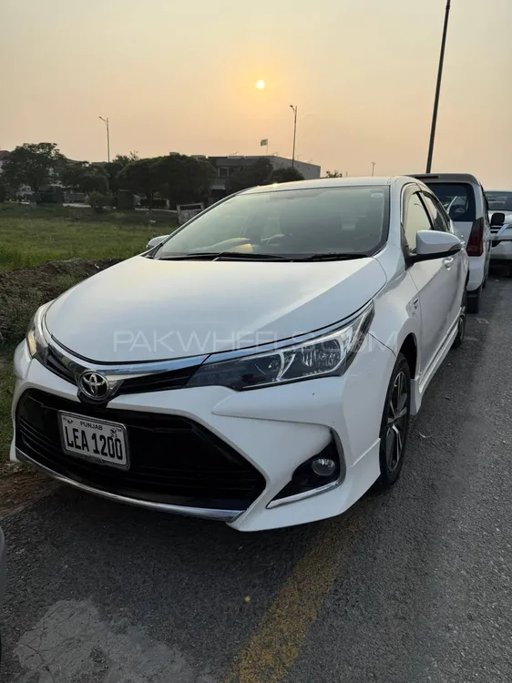 Toyota Corolla 2016 for Sale in Lahore Image-1