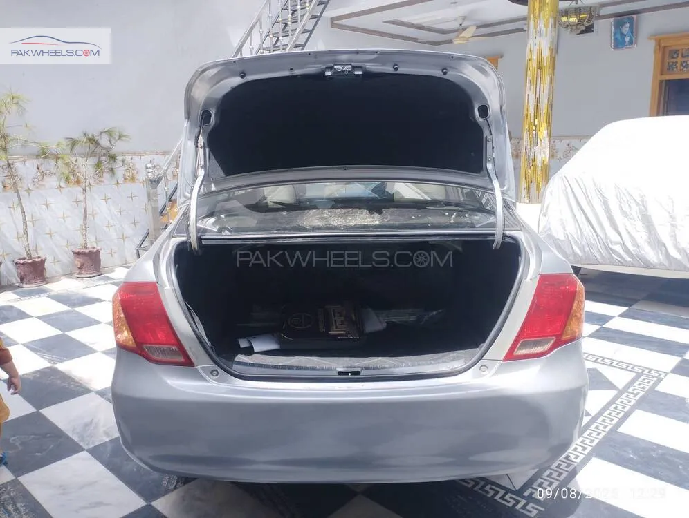 Toyota Corolla Axio 2007 for Sale in Peshawar Toyota Corolla Axio 2007 for Sale in Peshawar Image-8