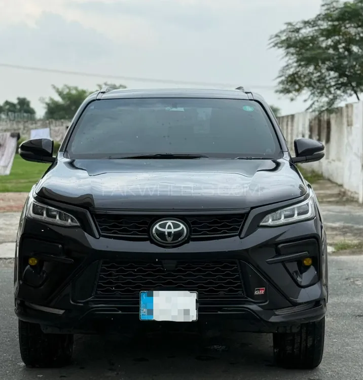 Toyota Fortuner 2023 for Sale in Lahore Image-1