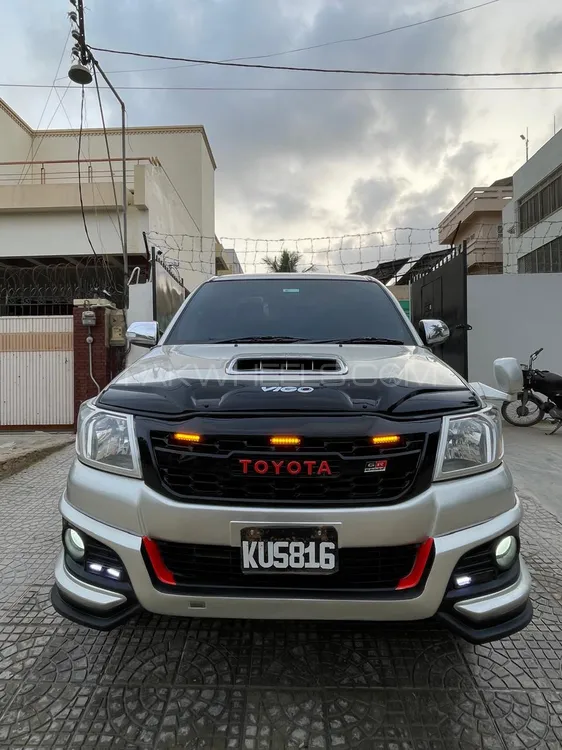 Toyota Hilux 2013 for Sale in Karachi Image-1