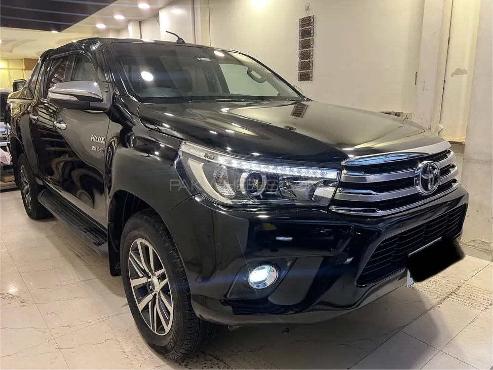 Toyota Hilux 2019 for Sale in Karachi Image-1