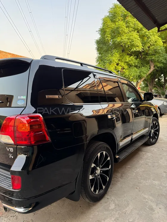 Toyota Land Cruiser 2012 for Sale in Gujrat Image-1