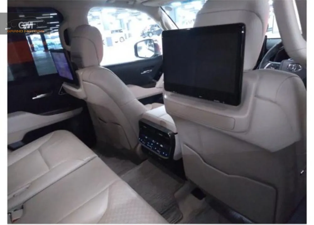 Toyota Land Cruiser 2022 for Sale in Karachi Toyota Land Cruiser 2022 for Sale in Karachi Image-4