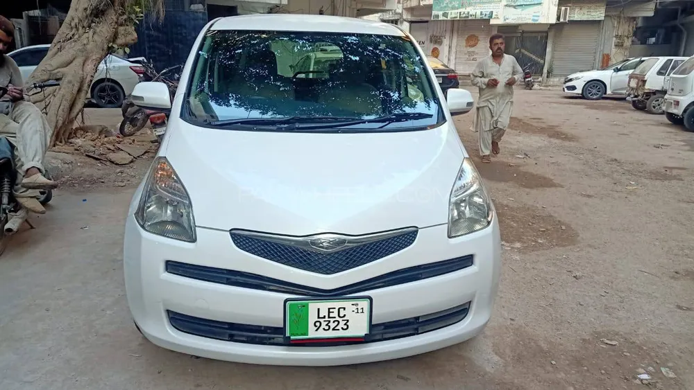 Toyota Ractis 2006 for Sale in Multan Image-1
