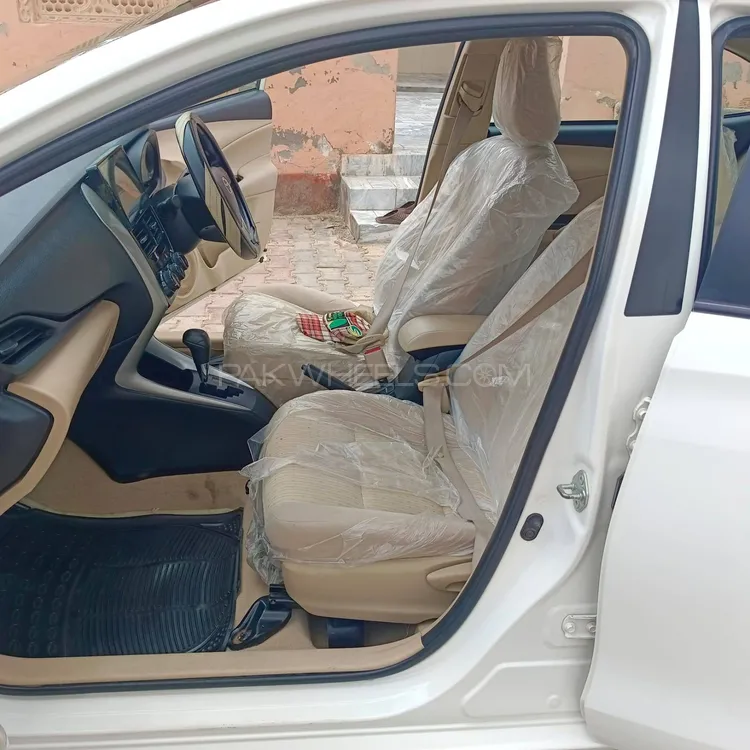 Toyota Yaris Sedan 2020 for Sale in Rawalpindi Image-1
