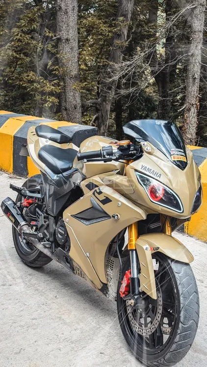 Yamaha YZF-R1 2016 for Sale Image-1