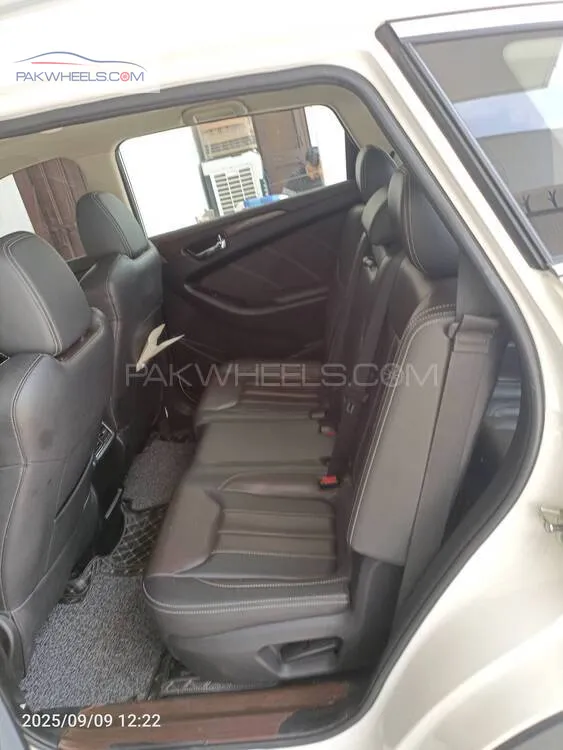 DFSK Glory 580 2021 for Sale in Lahore DFSK Glory 580 2021 for Sale in Lahore Image-11
