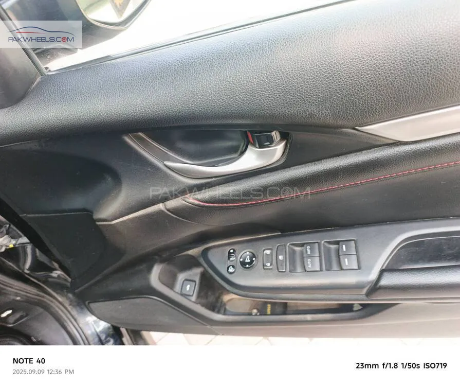 Honda Civic 2020 for Sale in Faisalabad Honda Civic 2020 for Sale in Faisalabad Image-12