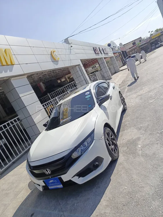 Honda Civic 2017 for Sale in Peshawar Image-1