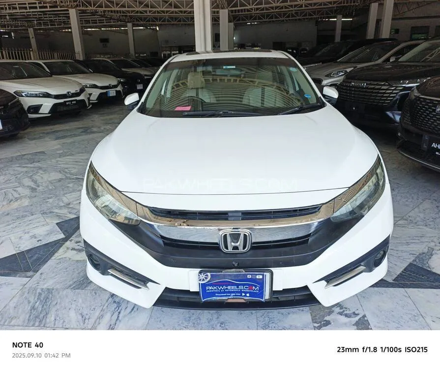 Honda Civic 2018 for Sale in Peshawar Image-1