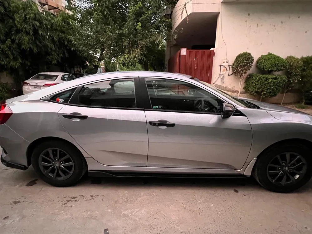 Honda Civic 2019 for Sale in Lahore Image-1