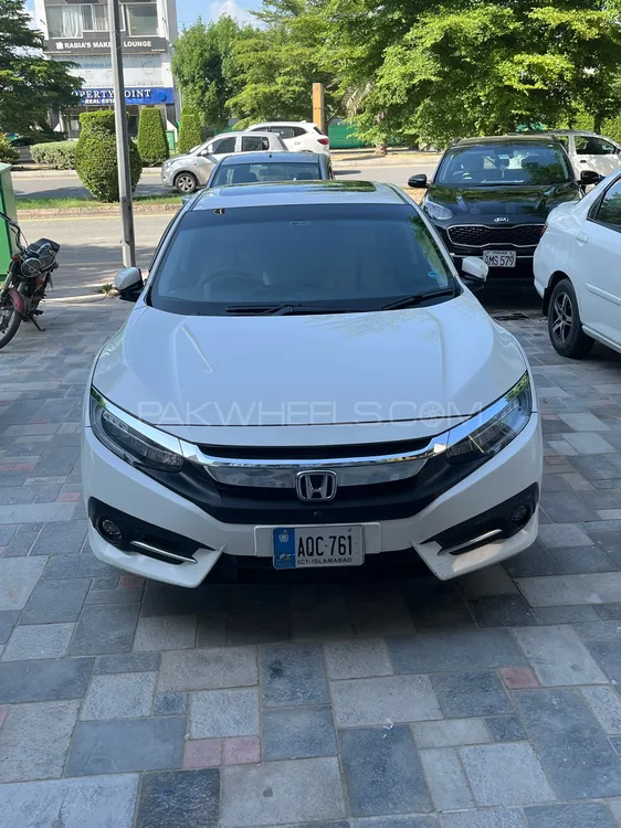 Honda Civic 2020 for Sale in Lahore Image-1