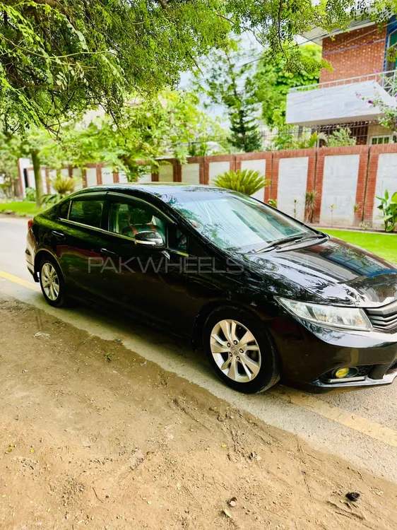 Honda Civic 2014 for Sale in Lahore Image-1
