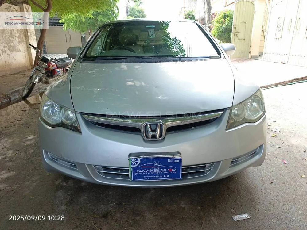 Honda Civic 2011 for Sale in Multan Image-1