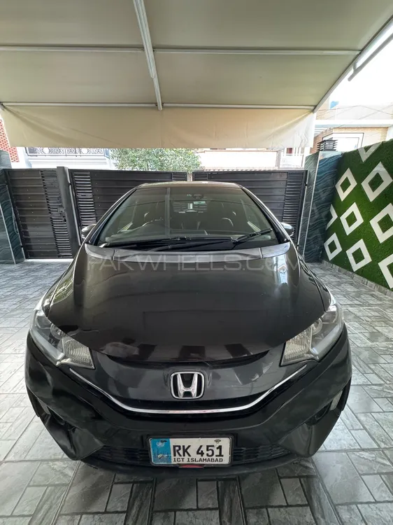 Honda Fit 2015 for Sale in Lahore Image-1