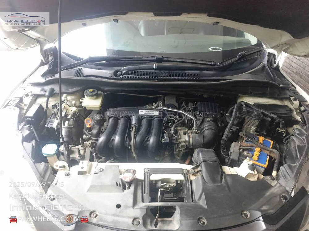 Honda Vezel 2017 for Sale in Karachi Honda Vezel 2017 for Sale in Karachi Image-8
