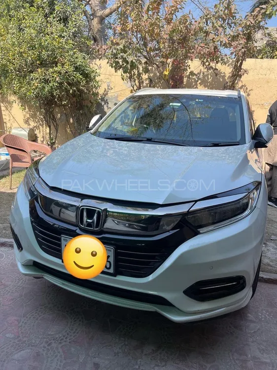 Honda Vezel 2018 for Sale in Sialkot Image-1