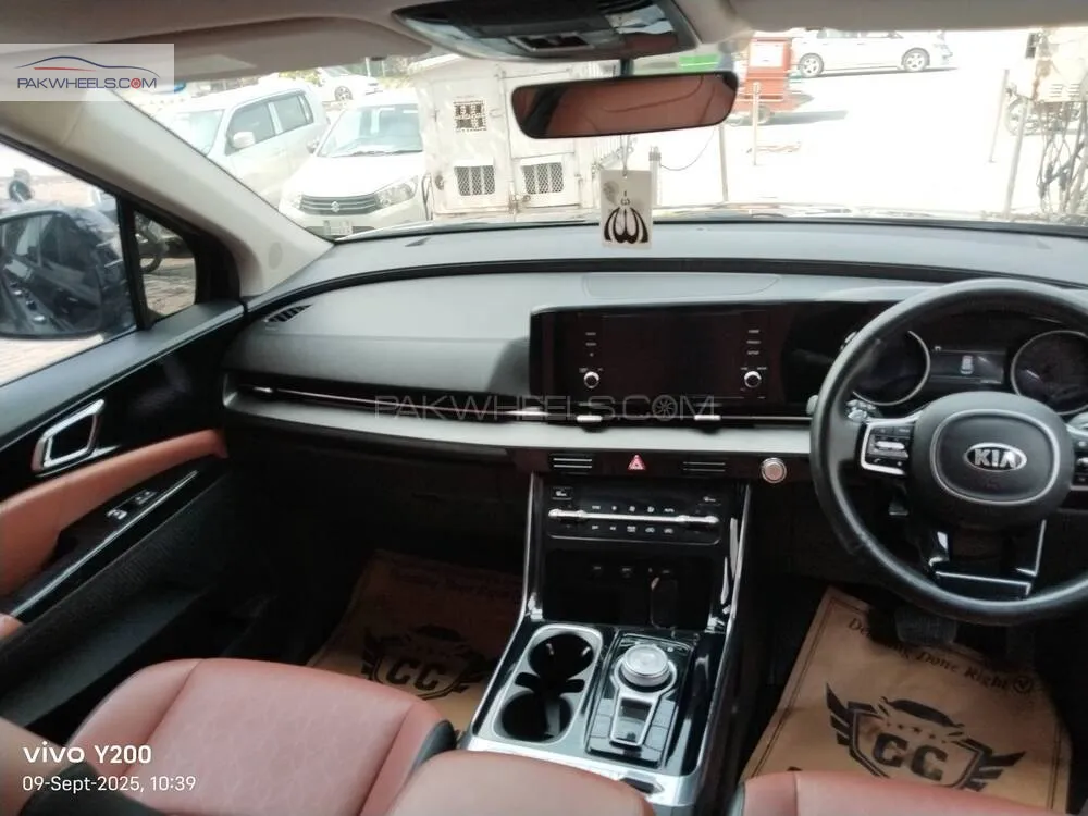 KIA Carnival 2021 for Sale in Lahore KIA Carnival 2021 for Sale in Lahore Image-10