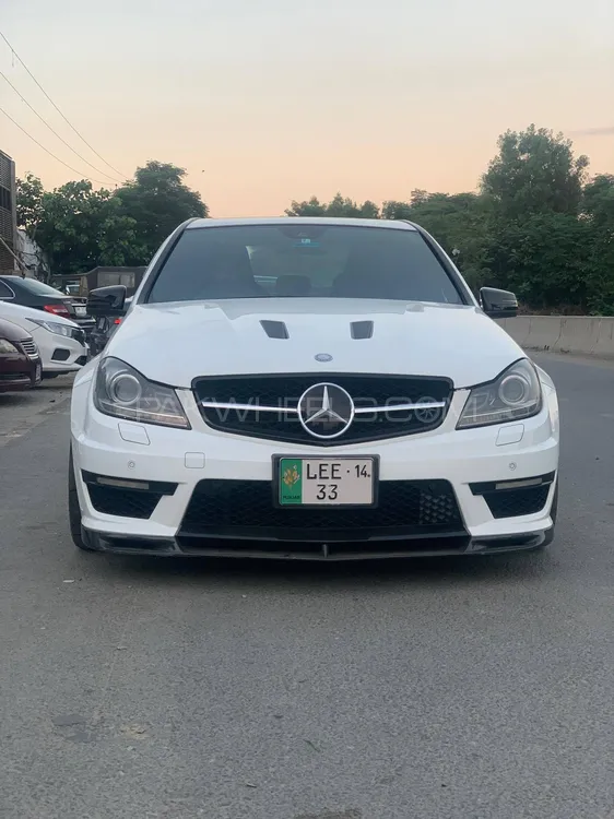 Mercedes Benz C Class 2014 for Sale in Lahore Image-1