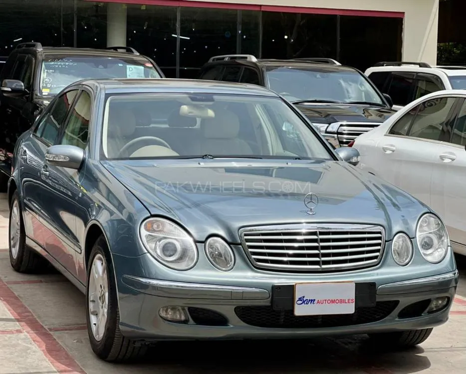 Mercedes Benz E Class 2006 for Sale in Lahore Image-1