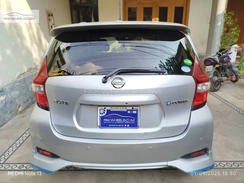 Nissan Note 2018 for Sale in Faisalabad Nissan Note 2018 for Sale in Faisalabad Image-4