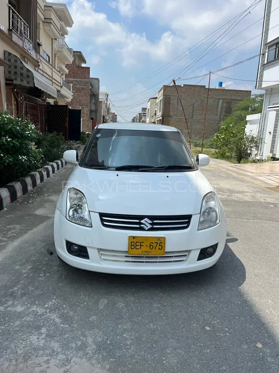 Suzuki Swift 2015 for Sale in D.G.Khan Image-1
