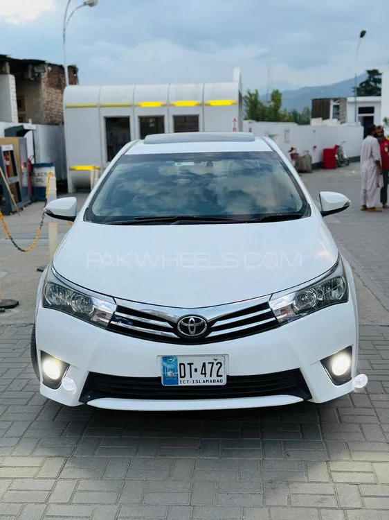 Toyota Corolla 2015 for Sale in Swat Image-1