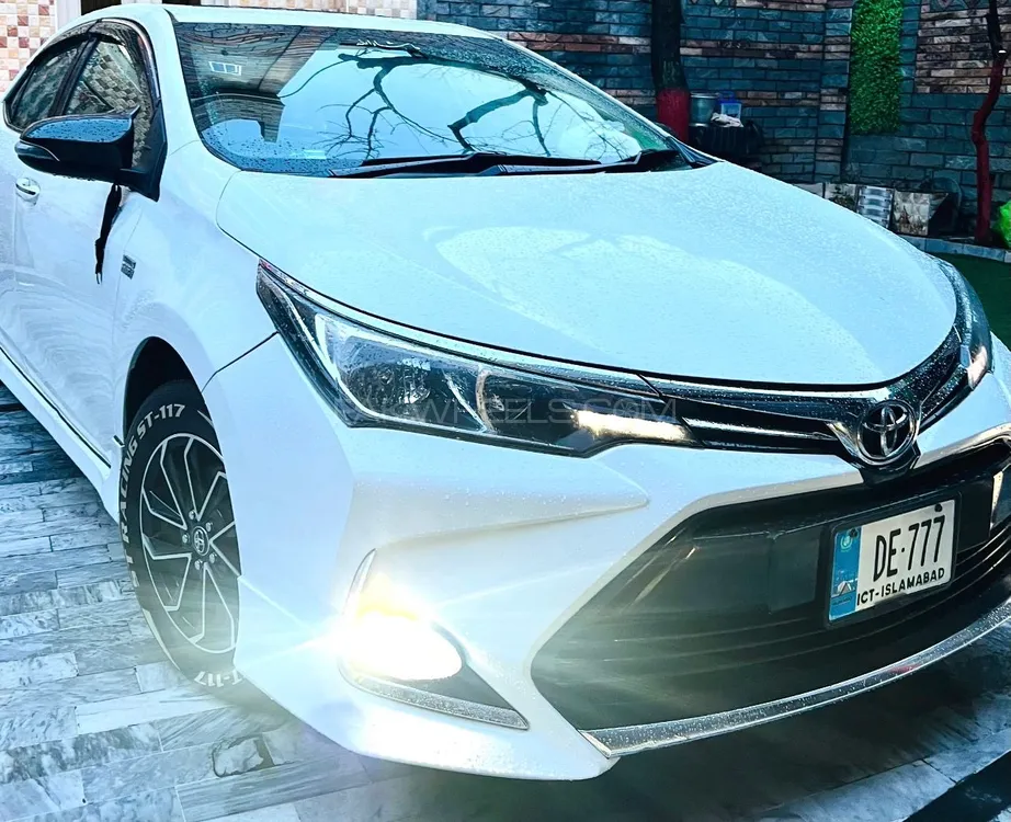 Toyota Corolla 2015 for Sale in Islamabad Image-1