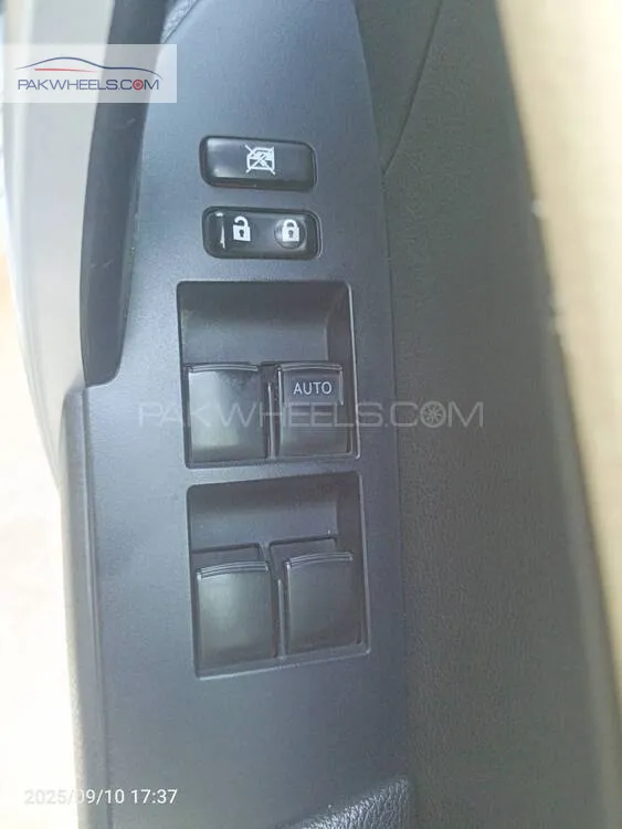 Toyota Corolla 2021 for Sale in Islamabad Toyota Corolla 2021 for Sale in Islamabad Image-14