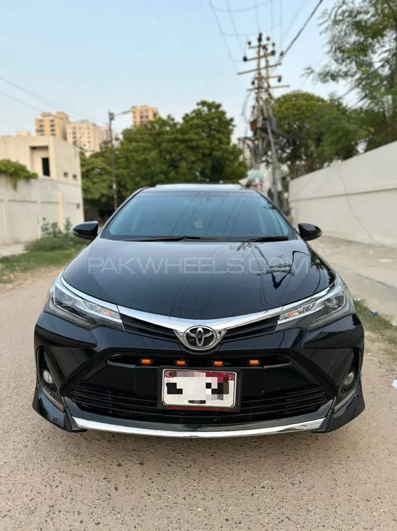 Toyota Corolla 2023 for Sale in Karachi Image-1