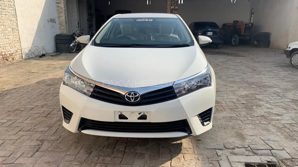 Toyota Corolla 2015 for Sale in Islamabad Image-1