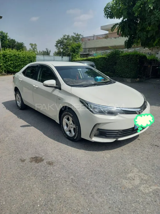 Toyota Corolla 2018 for Sale in Islamabad Image-1