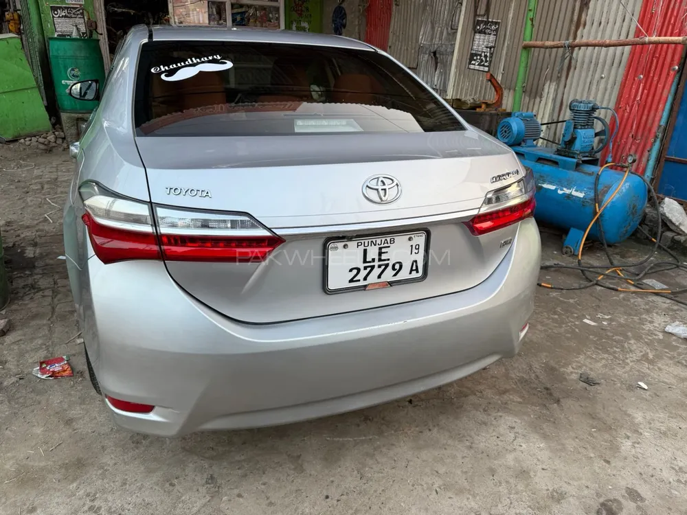 Toyota Corolla 2019 for Sale in Islamabad Image-1