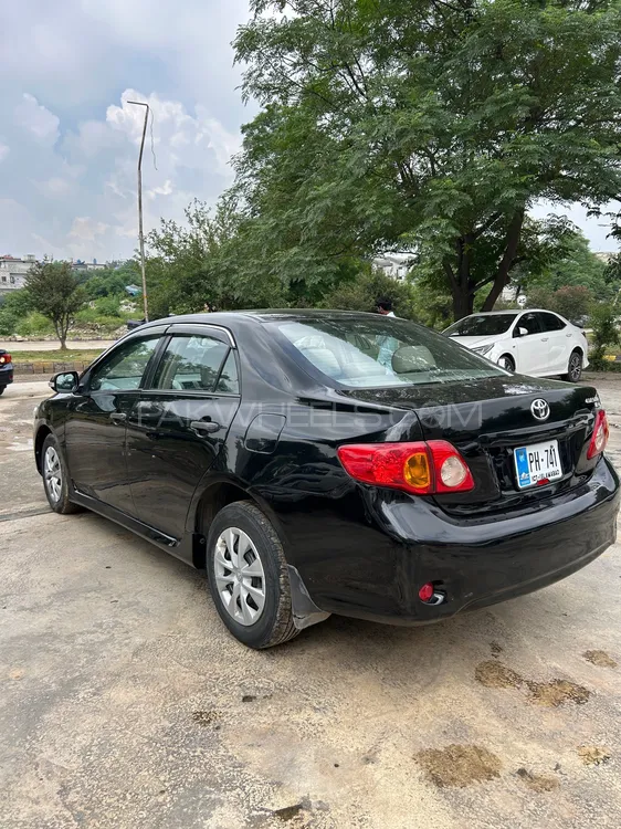 Toyota Corolla 2010 for Sale in Islamabad Image-1