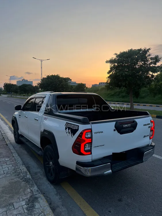 Toyota Hilux 2018 for Sale in Karachi Image-1