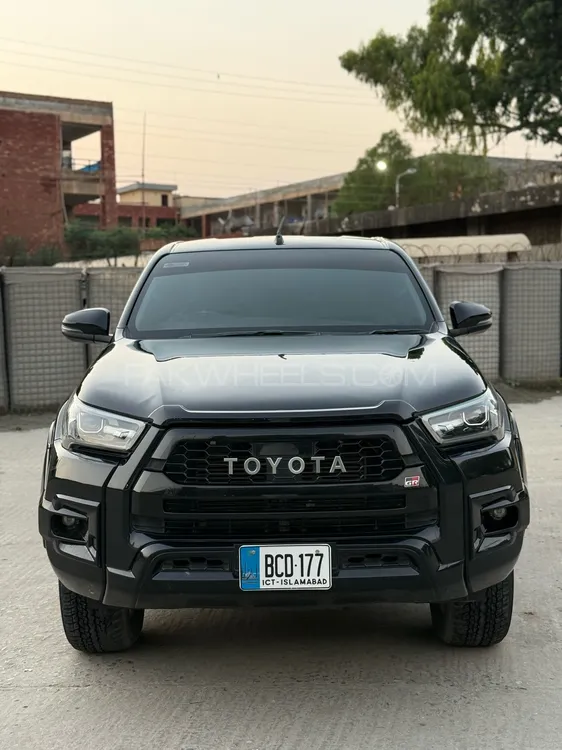Toyota Hilux 2023 for Sale in Islamabad Image-1