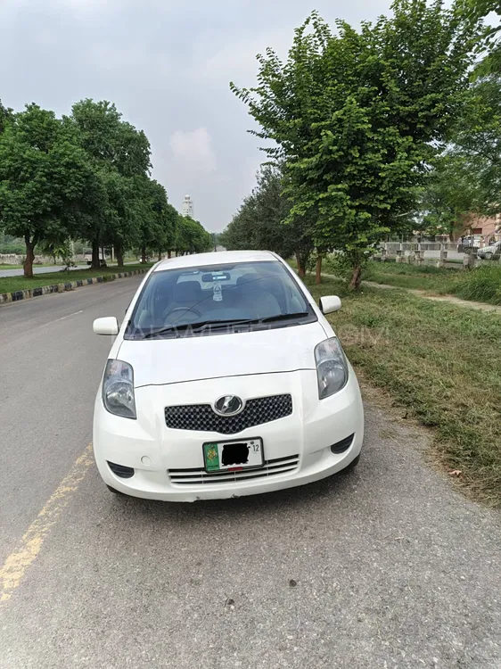 Toyota Vitz 2007 for Sale in Islamabad Image-1