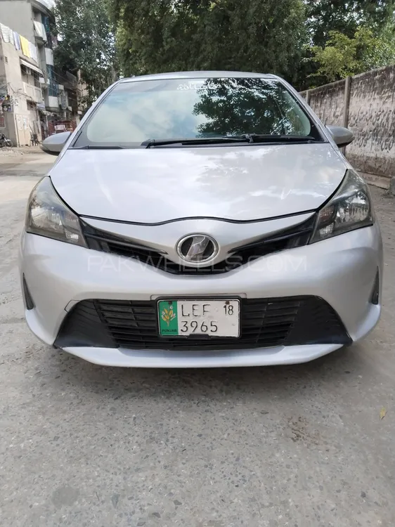Toyota Vitz 2014 for Sale in Gujranwala Image-1