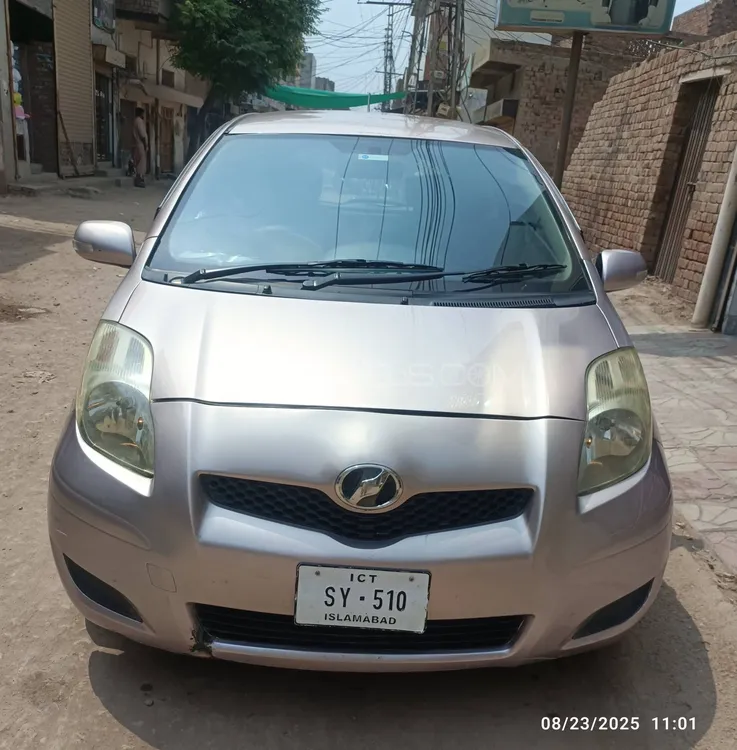 Toyota Vitz 2007 for Sale in Multan Image-1