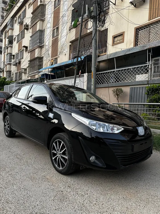 Toyota Yaris Sedan 2022 for Sale in Karachi Image-1